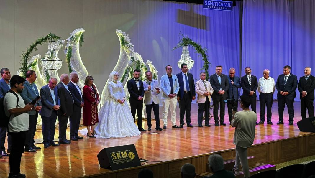 Gaziantep'te Bol Şahitli Muhteşem Nikah! Gaziantep'in Siyaset ve İş Dünyası Bu Nikahta Buluştu 5